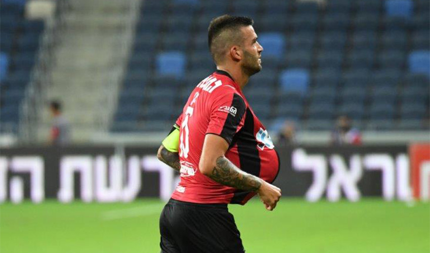 חגיגת השער של חנן ממן. "לא ככה היא רצתה שיגלו" (צילום: צלמוס)