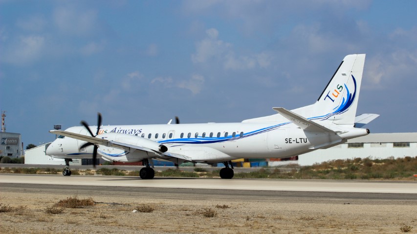 מטוס של חברת TUS בחיפה (צילום: יח"צ)