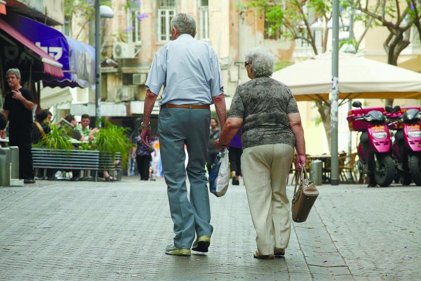 זוג קשישים (צילום: אורן זיו)