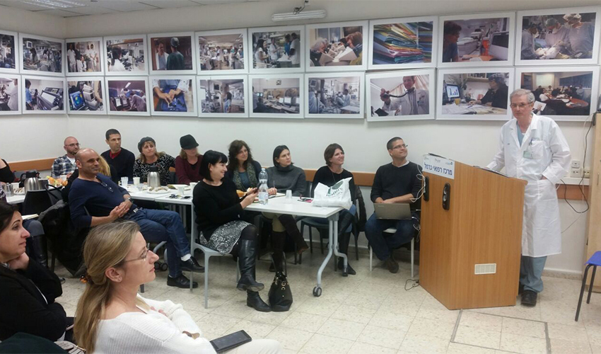 הרצאתו של פרופ' משה פליגלמן בפני מנהלי בתי הספר (צילום: אלי דדון)