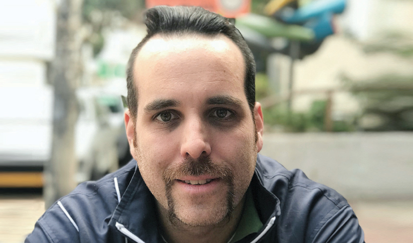 תדהר טויכר. "הלכתי להסתכל על אוניות במוזיאון הימי"