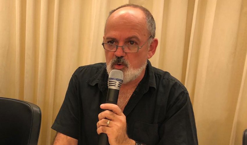 מבקר העירייה עופר טל (צילום: שושן מנולה)