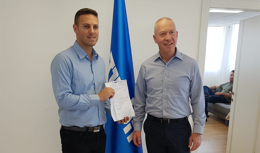 דוד עציוני והשר יואב גלנט