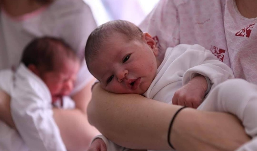 תינוק שנולד בקריה הרפואית רמב"ם (צילום: שלו מן)