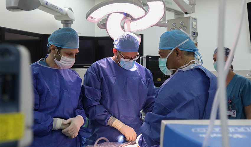 ניתוח השתלת הרקמה השנייה ב-ד' (צילום: הקריה הרפואית רמב"ם)
