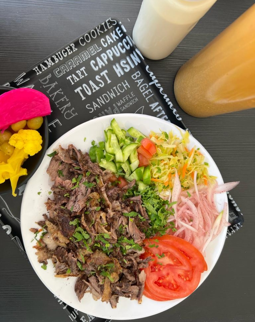 "שווארמת במבינו" (צילום: חגית הורנשטיין)