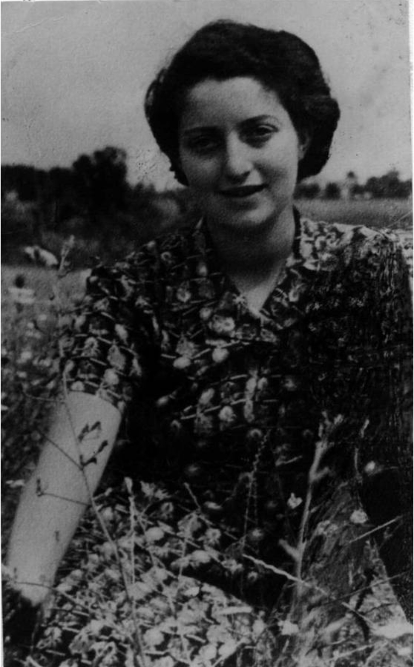 חנה סנש בת 18 (צילום: אוסף משפחתי, הספרייה הלאומית) 
