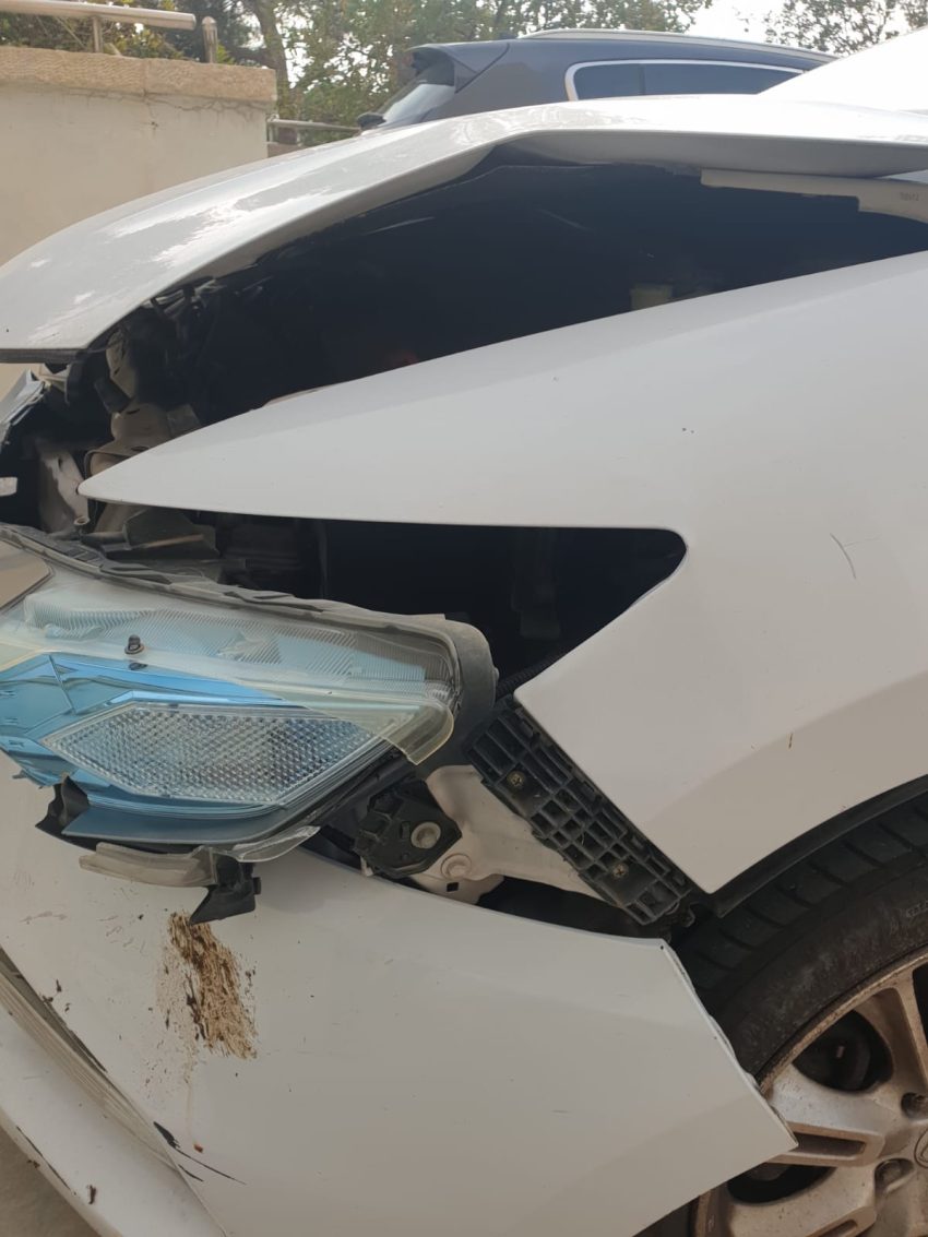 פנס הרכב לאחר התאונה