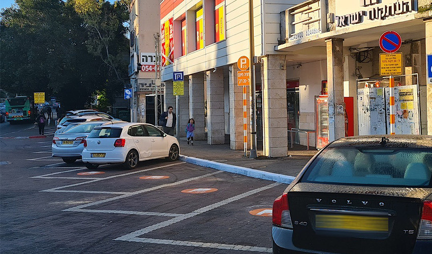 החניות החדשות של "20 דקות זוז" בכיכר ספר