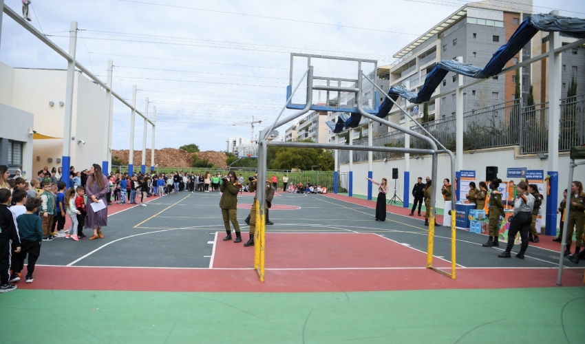 תרגיל החירום שנערך בבית הספר רמת הנשיא (צילום: ראובן כהן, דוברות עיריית חיפה)