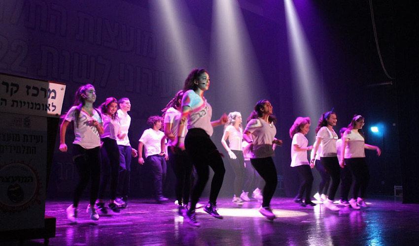 מופע של להקת מפגשים ברכס (צילום: מפגשים ברכס)