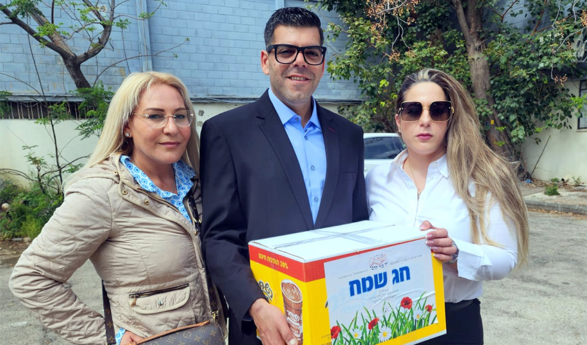 ניר שובר ועו"ד הלן דורפמן