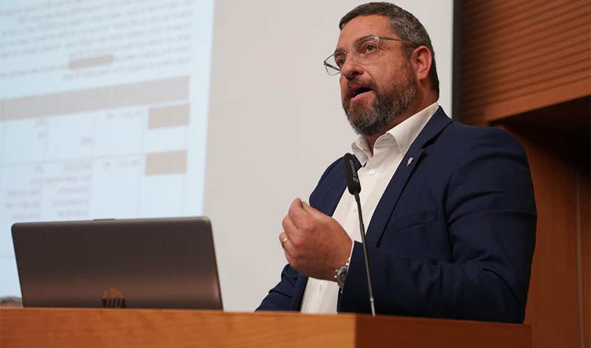 עו"ד ברק נבות