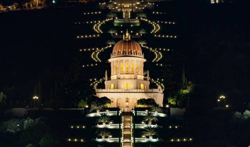 מקדש הבאב והגנים המוארים (צילום המרכז הבהאי העולמי)