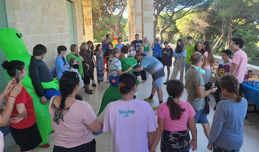 הקייטנה של ייבגני פרידקין בבית רוטנברג (צילום: שושן מנולה)