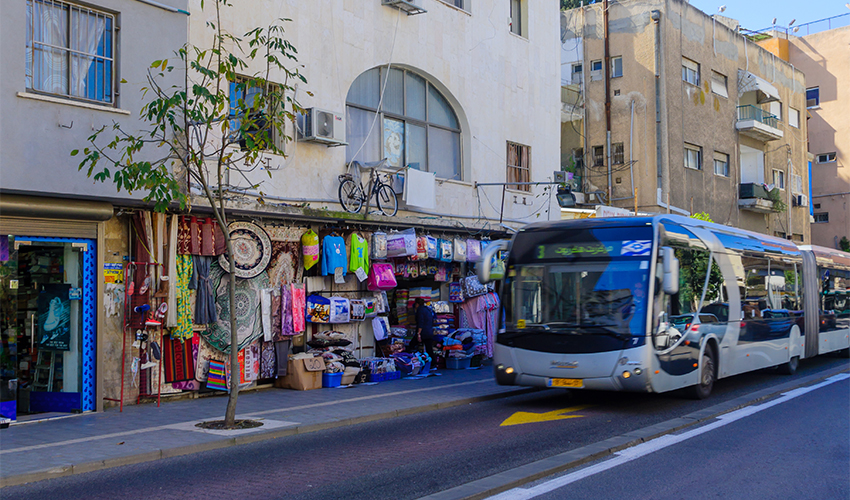 מסלול נסיעה של המטרונית (צילום: RnDmS/depositphotos.com)