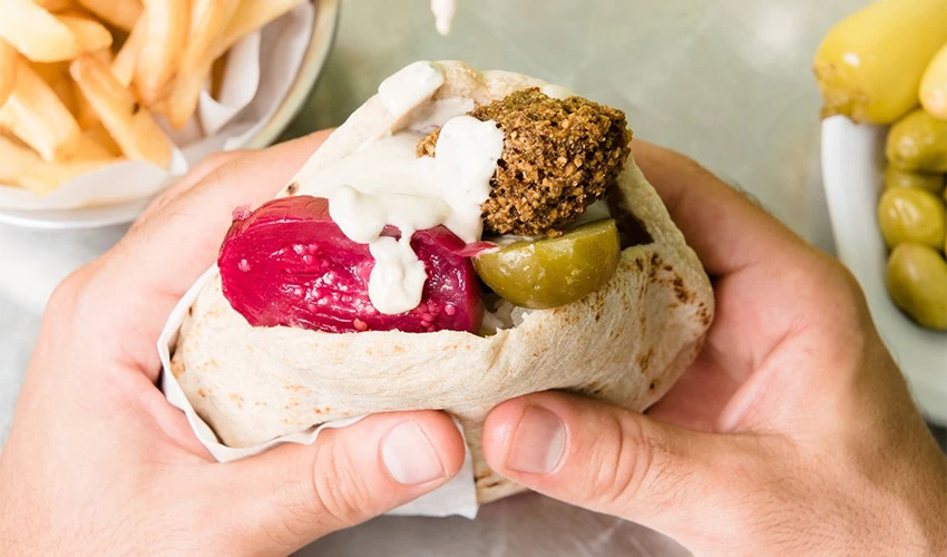 מנה בפלאפל מישל (צילום מתוך דף הפייסבוק של פלאפל מישל)