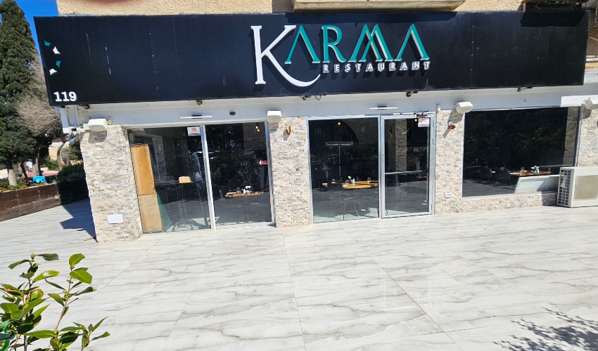 פתוחה שבעה ימים בשבוע. מסעדת קארמה (צילום: עצמי)