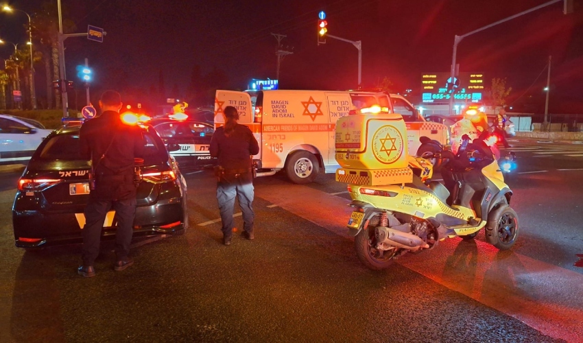 זירת התאונה בקרית מוצקין (צילום: דוברות מד"א)