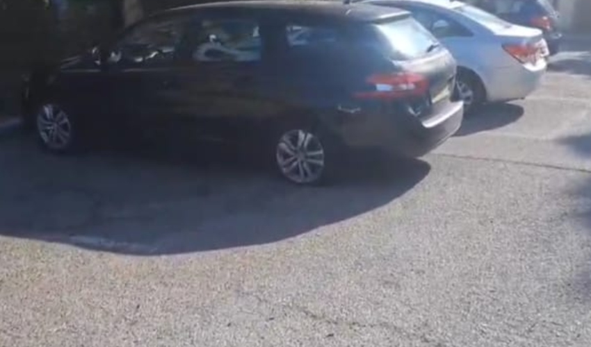 רכב שניזוק בקרית שמואל (צילום: שימוש לפי סעיף 27א' לחוק זכויות יוצרים)