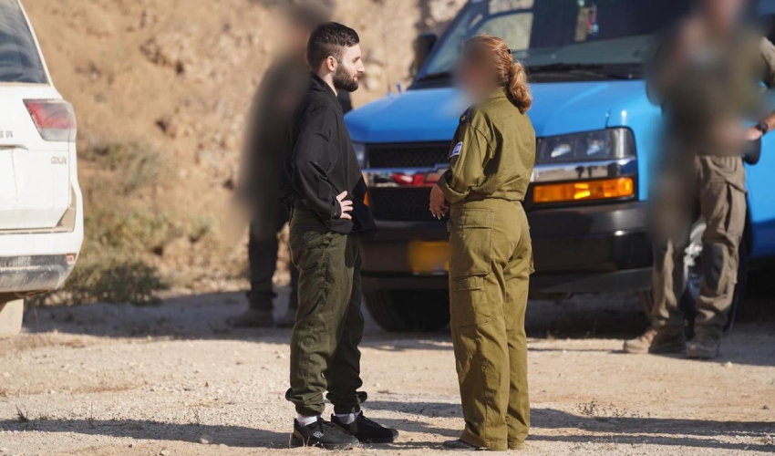 תמונה ראשונה של מתן אנגרסט בישראל (צילום: דובר צה"ל)