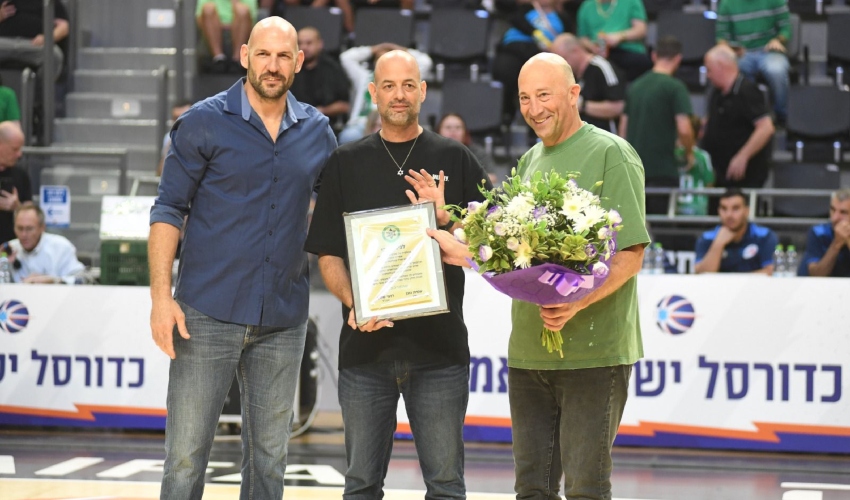טקס ההוקרה לניר ענבי (צילום: ראובן כהן)