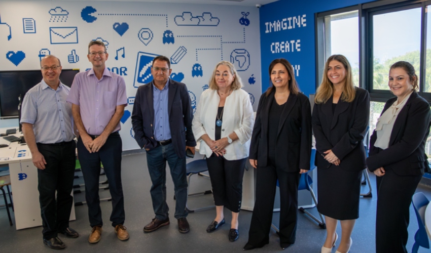 ביקור השרה גילה גמליאל (צילום: האקדמית גורדון)