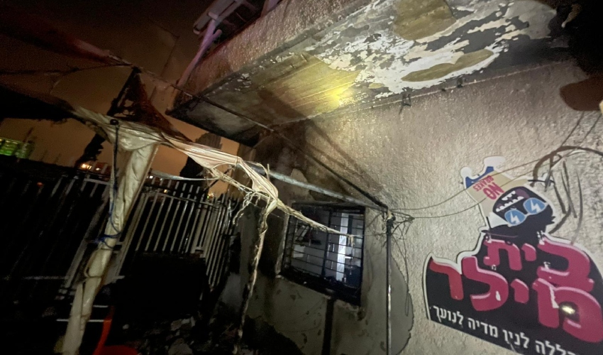 השריפה בבית מילר (צילום: דוברות רשות הכבאות וההצלה)
