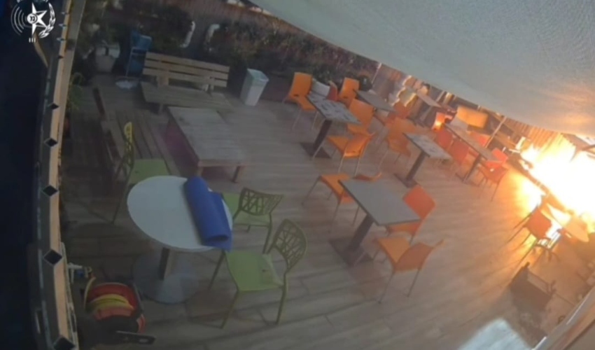 ההצתה בבית מילר (צילום: דוברות המשטרה)