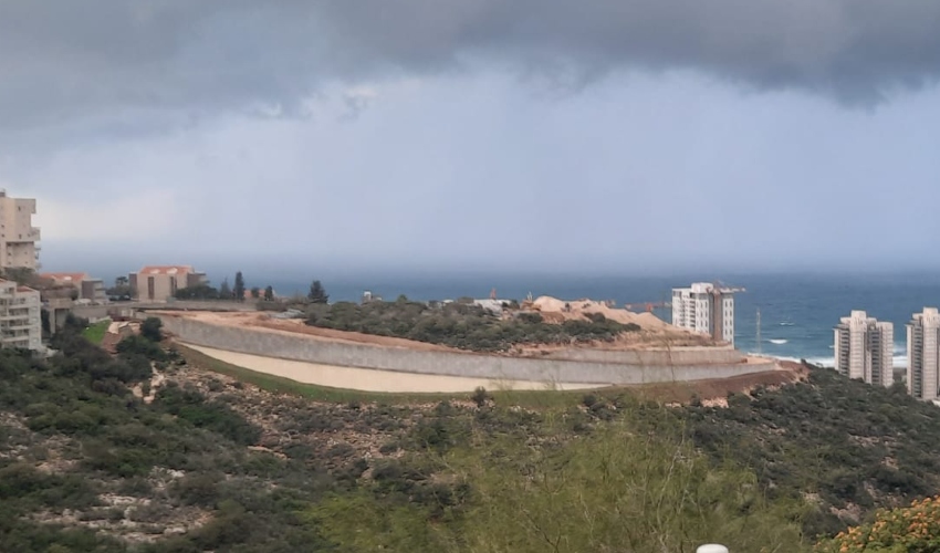 אתר העבודות של דרך א.ב. יהושע (צילום: רולי קירשטיין)