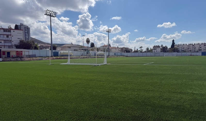 האיצטדיון המשופץ בטירת כרמל (צילום: דוברות עיריית טירת כרמל)